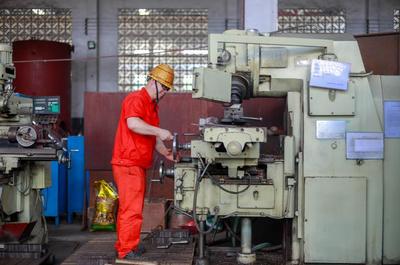 重慶博張機電設備職工日常工作狀態(tài)展示